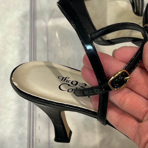 The 9.2.5 Collection black heels with ankle straps. Size 8 1/2 Wide - Picture 7 of 10